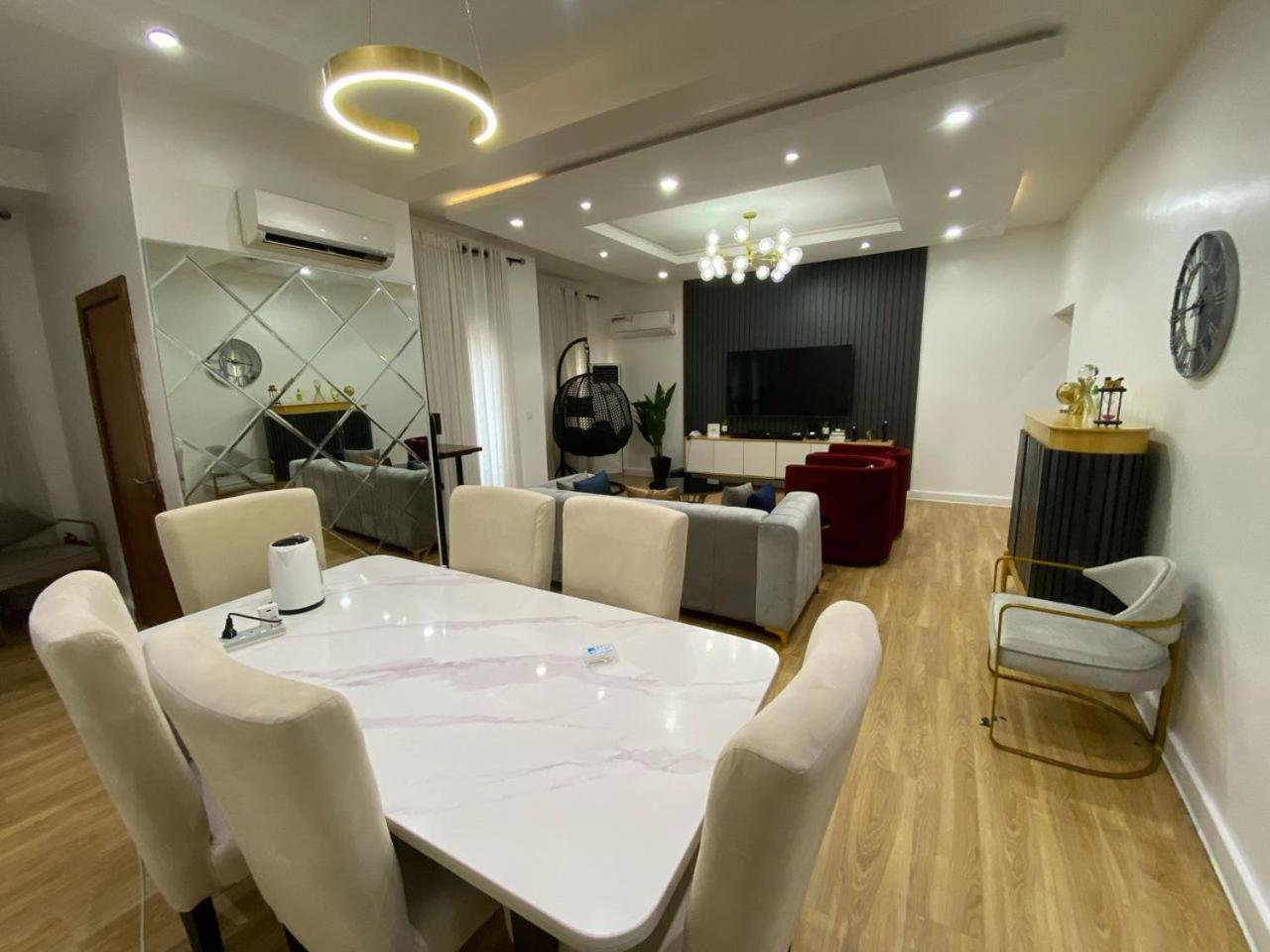 2-Bedroom Furnished Apartment - Lekki Lagos Exteriör bild